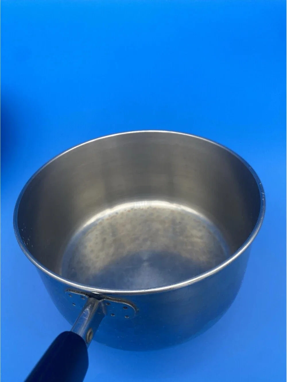 Revere Ware 1.5 Qt. Disc Bottom Saucepan w/ Lid - #h92A